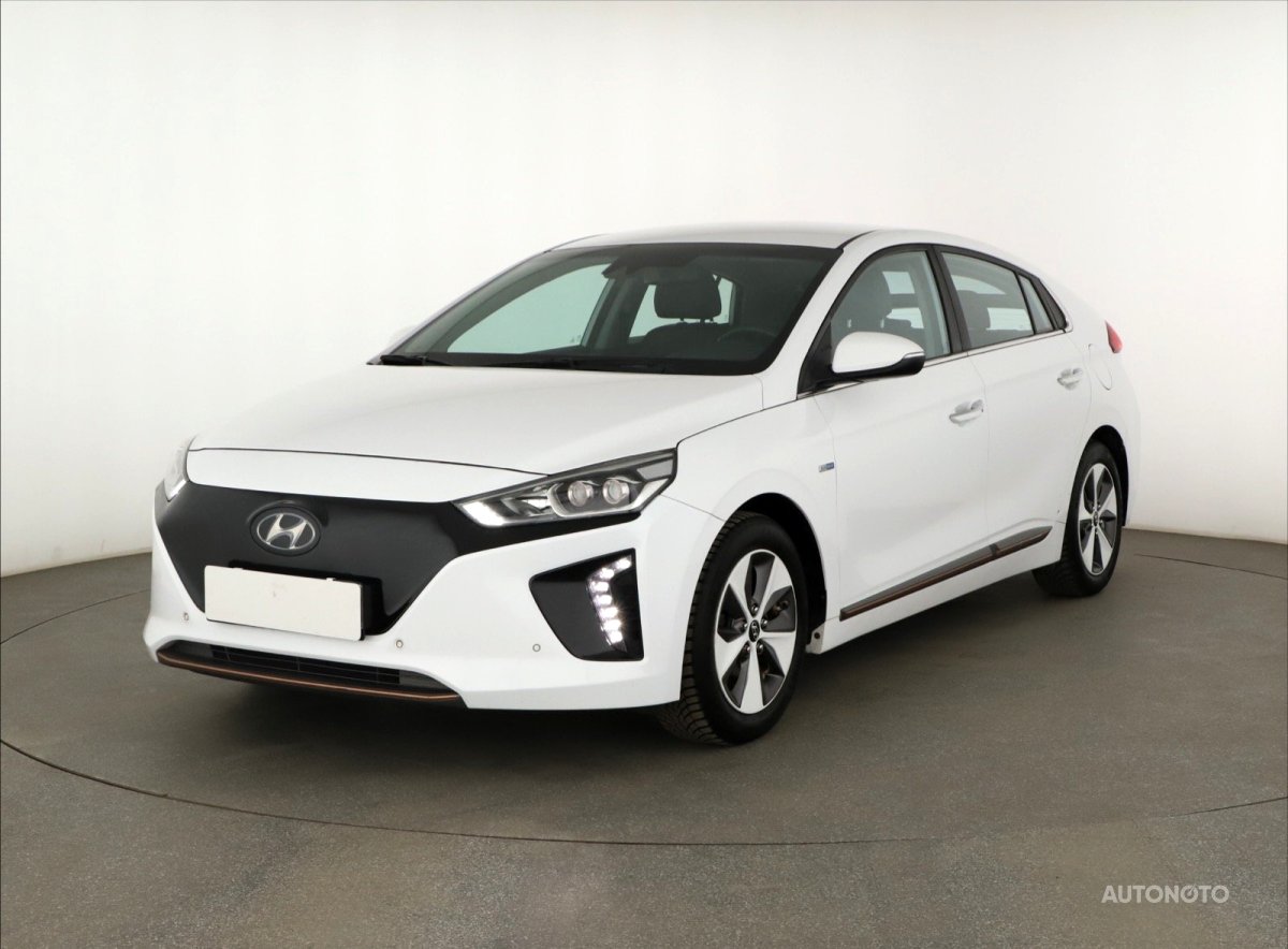 Hyundai Ioniq, 2019 - pohled č. 3