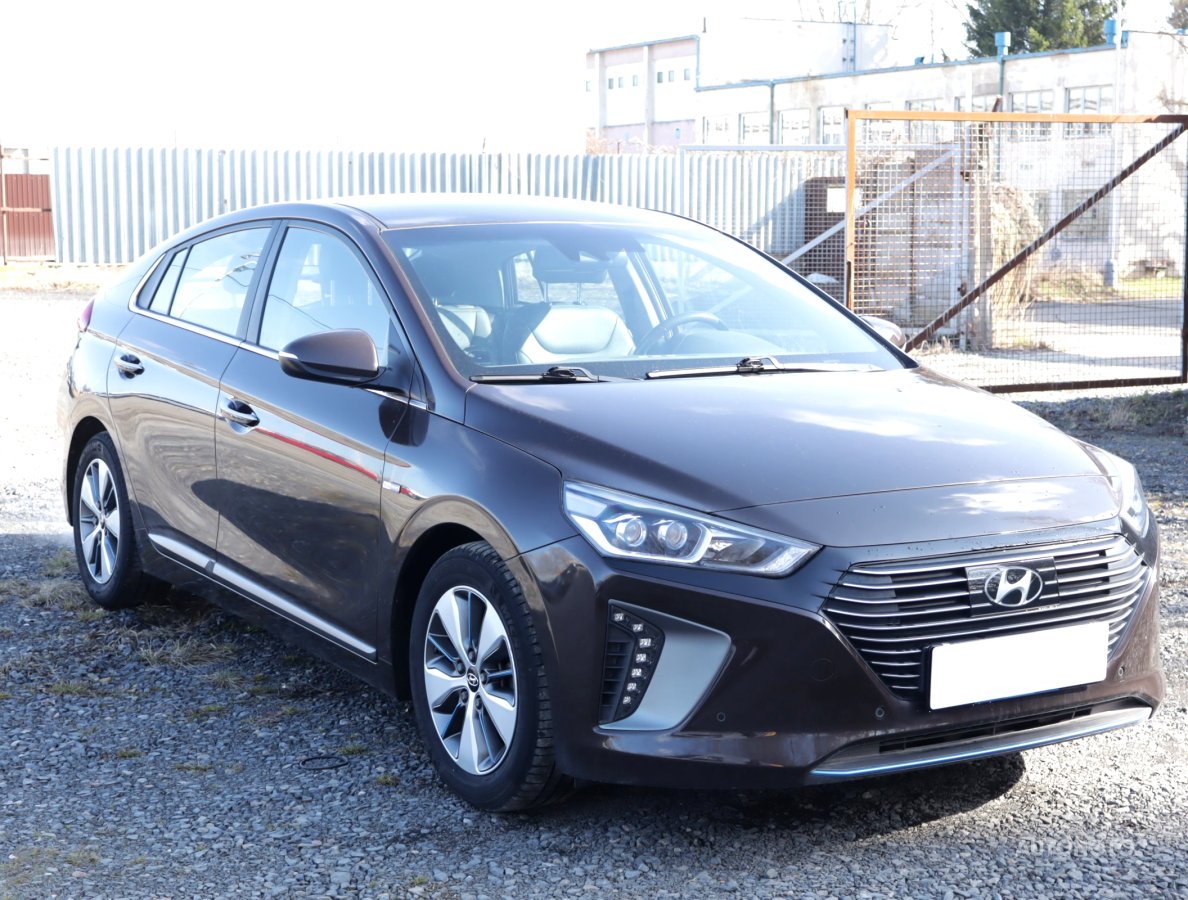 Hyundai Ioniq, 2017 - celkový pohled