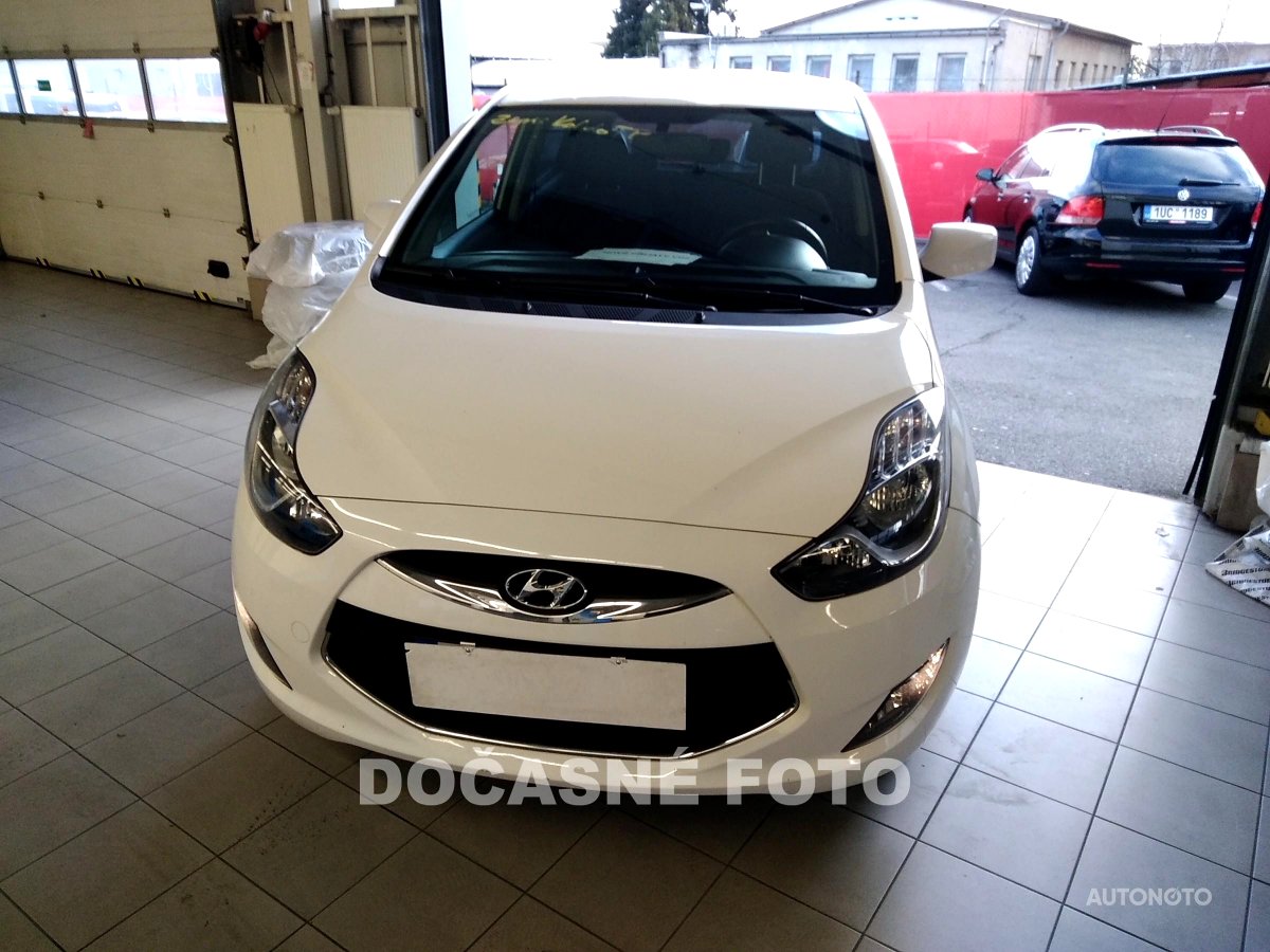 Hyundai ix20, 2011 - pohled č. 2