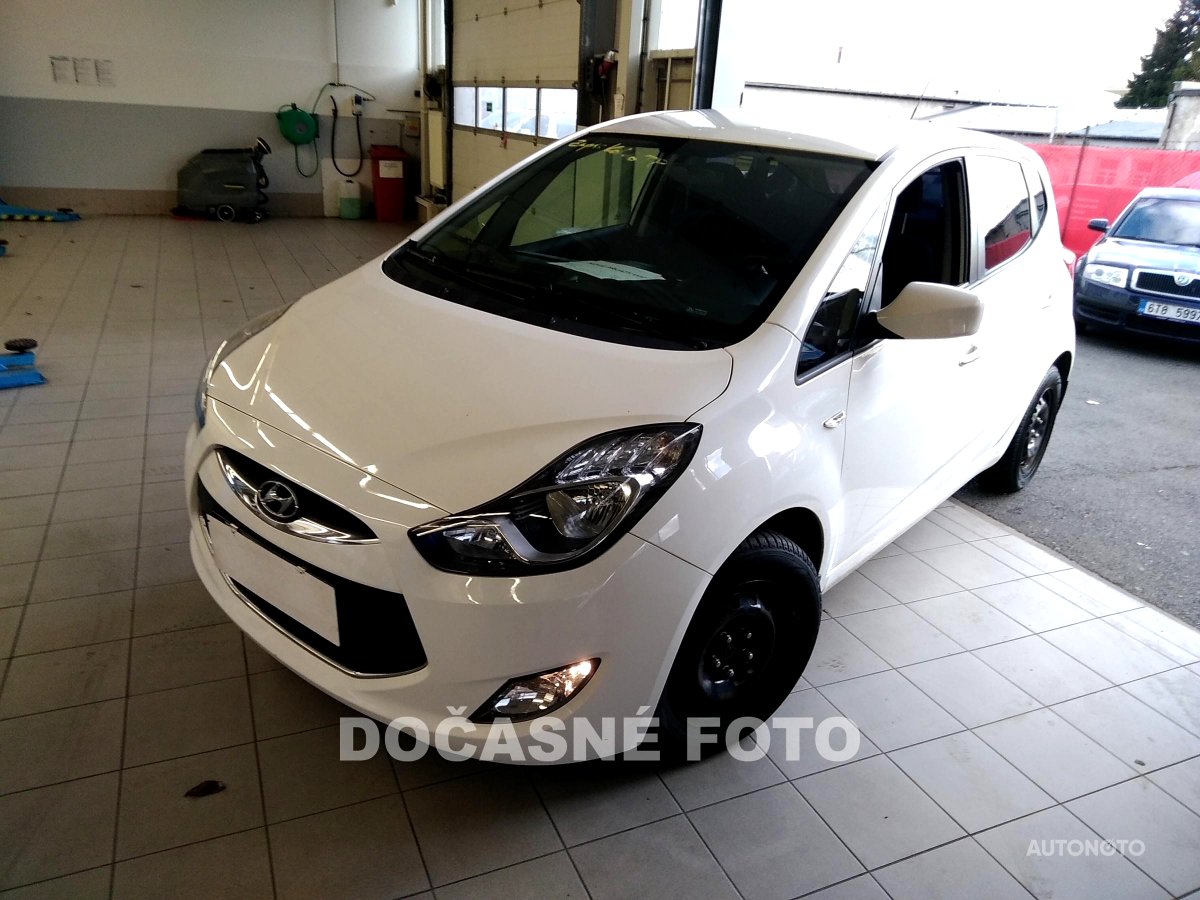 Hyundai ix20, 2011 - pohled č. 3