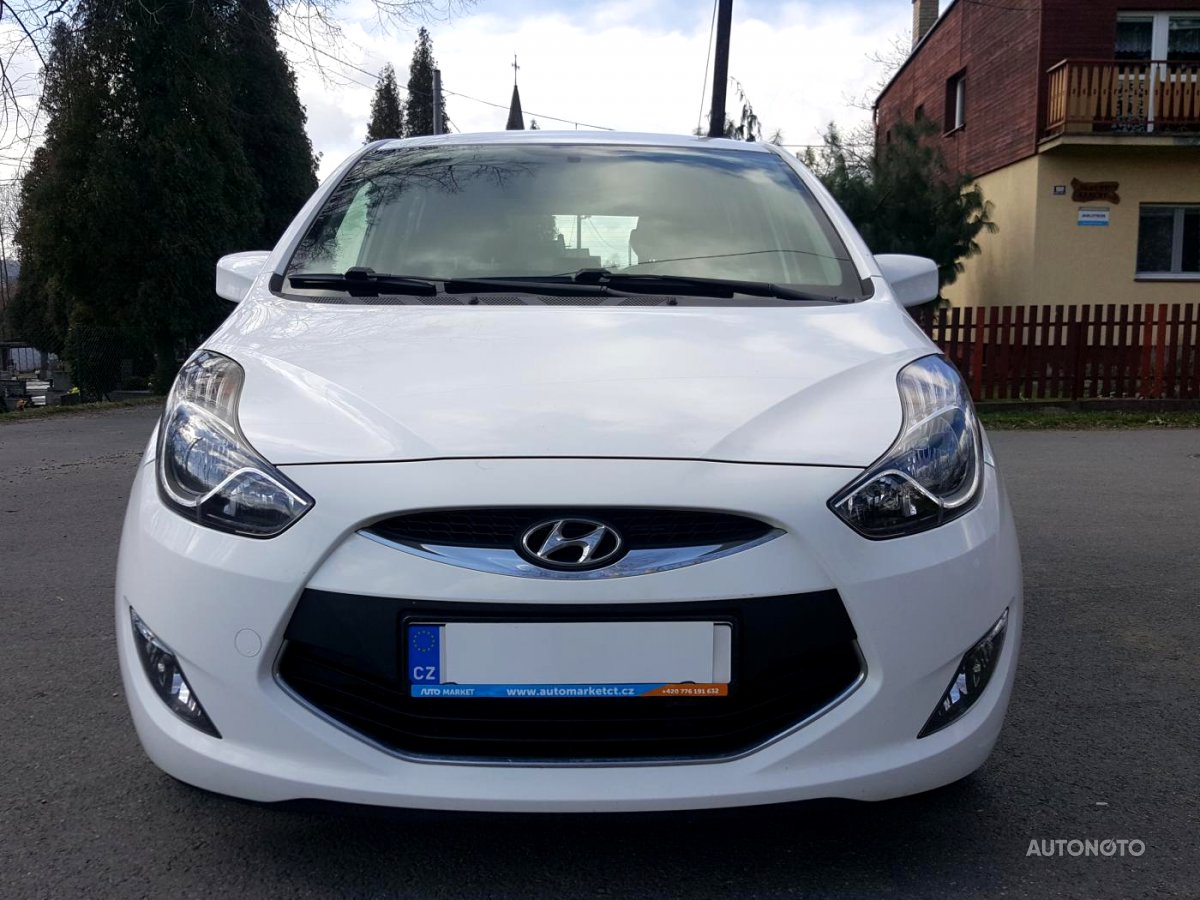 Hyundai ix20, 2012 - pohled č. 2