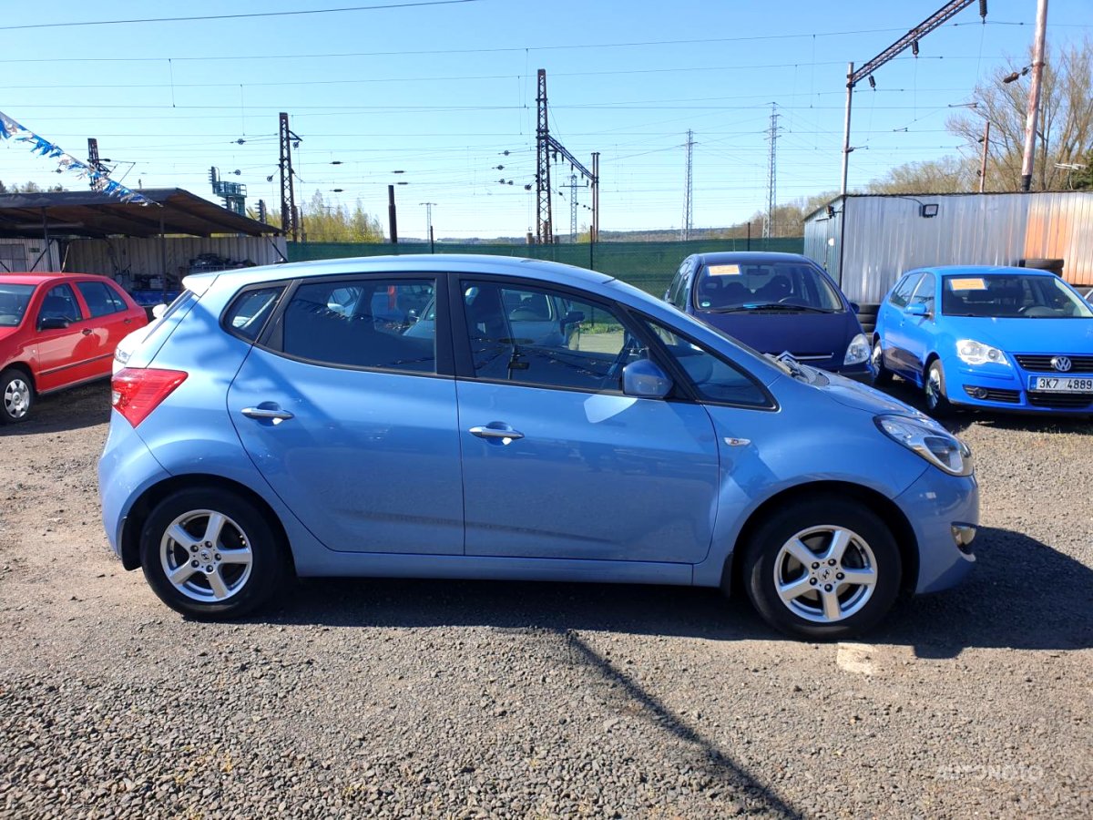 Hyundai ix20, 2014 - pohled č. 3