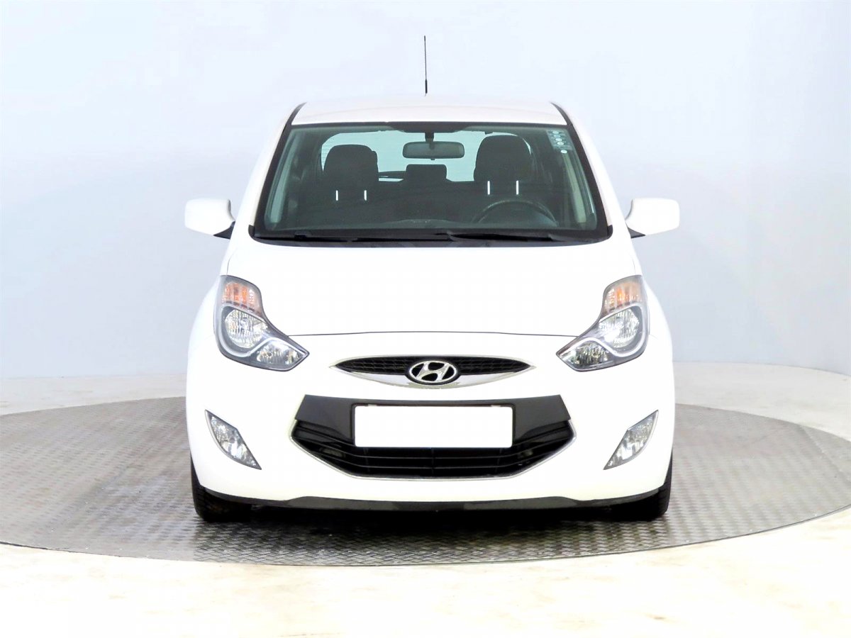 Hyundai ix20, 2012 - pohled č. 2