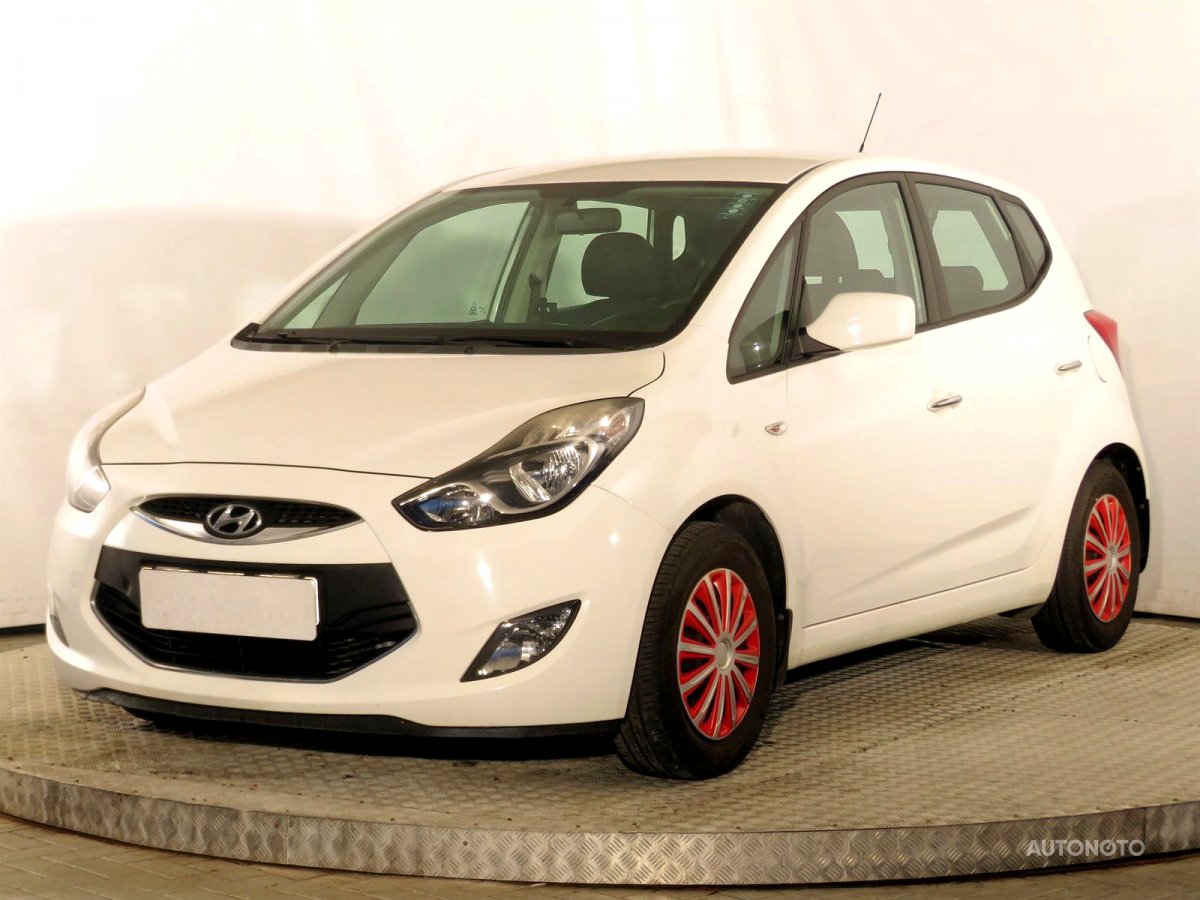 Hyundai ix20, 2012 - pohled č. 3