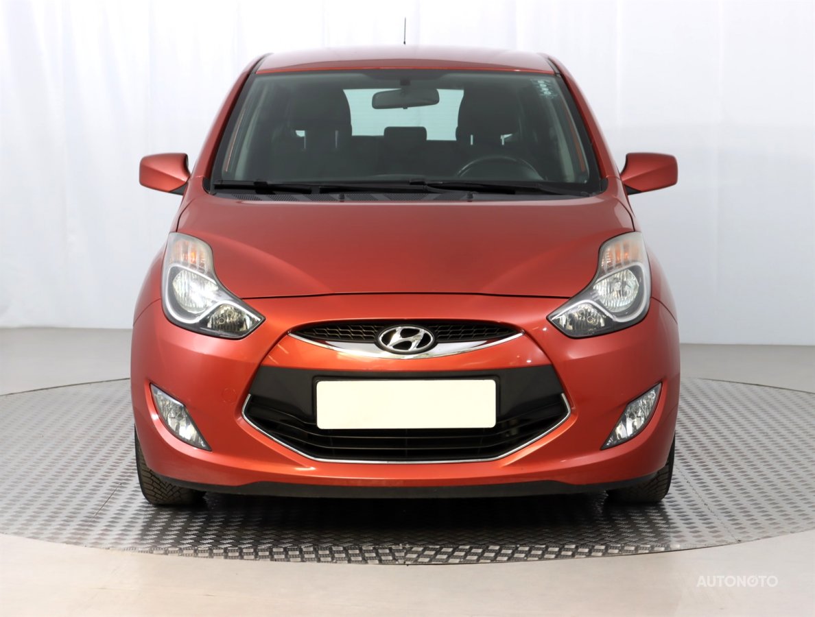Hyundai ix20, 2012 - pohled č. 2