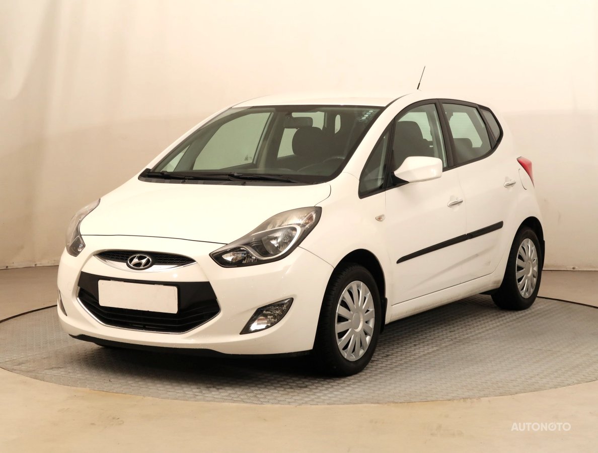 Hyundai ix20, 2011 - pohled č. 3