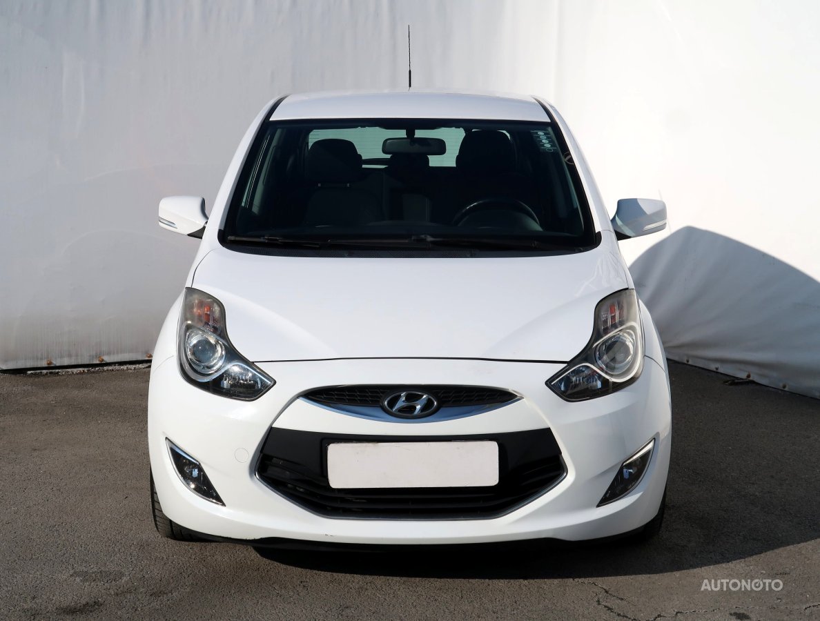 Hyundai ix20, 2011 - pohled č. 2