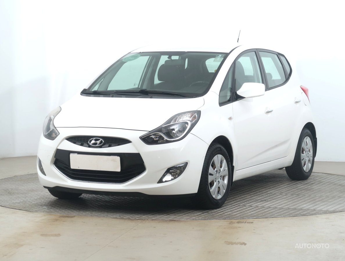 Hyundai ix20, 2014 - pohled č. 3