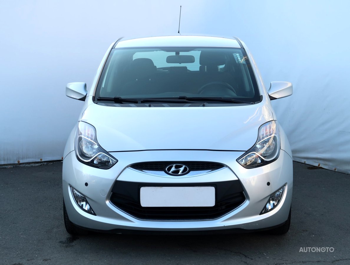 Hyundai ix20, 2012 - pohled č. 2