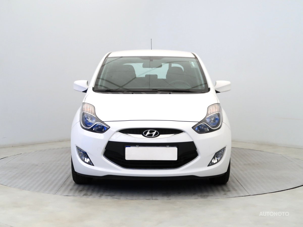 Hyundai ix20, 2012 - pohled č. 2