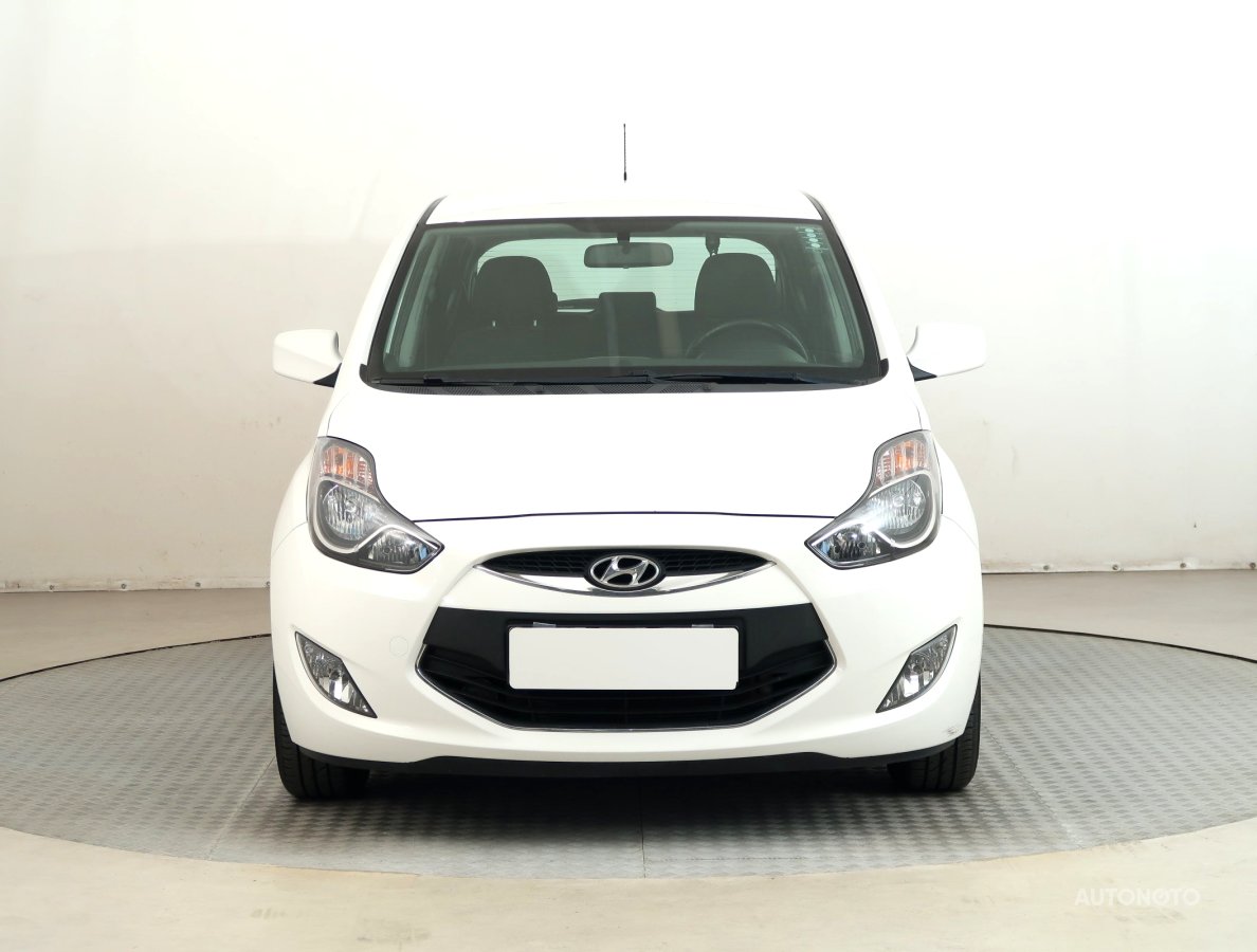 Hyundai ix20, 2014 - pohled č. 2