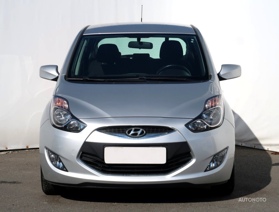 Hyundai ix20, 2012 - pohled č. 2
