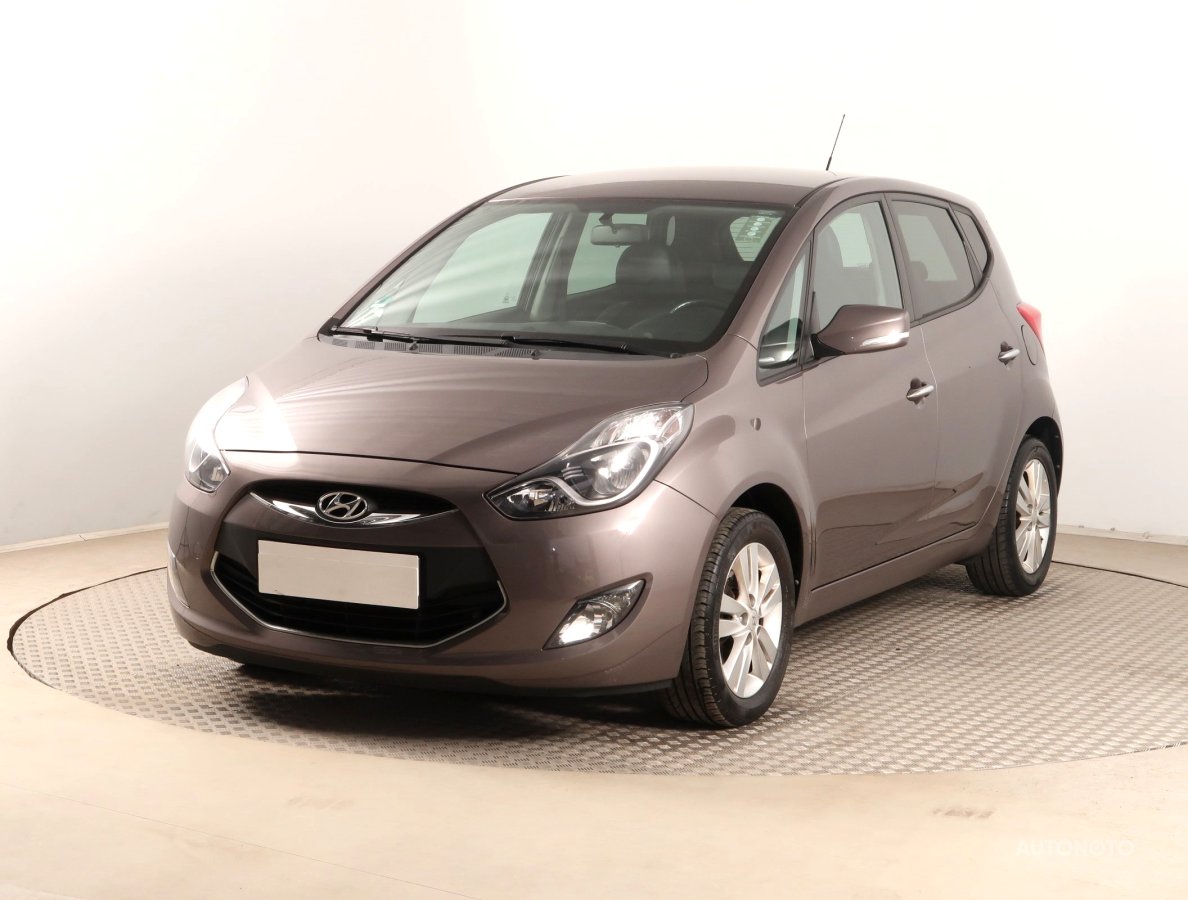 Hyundai ix20, 2014 - pohled č. 3