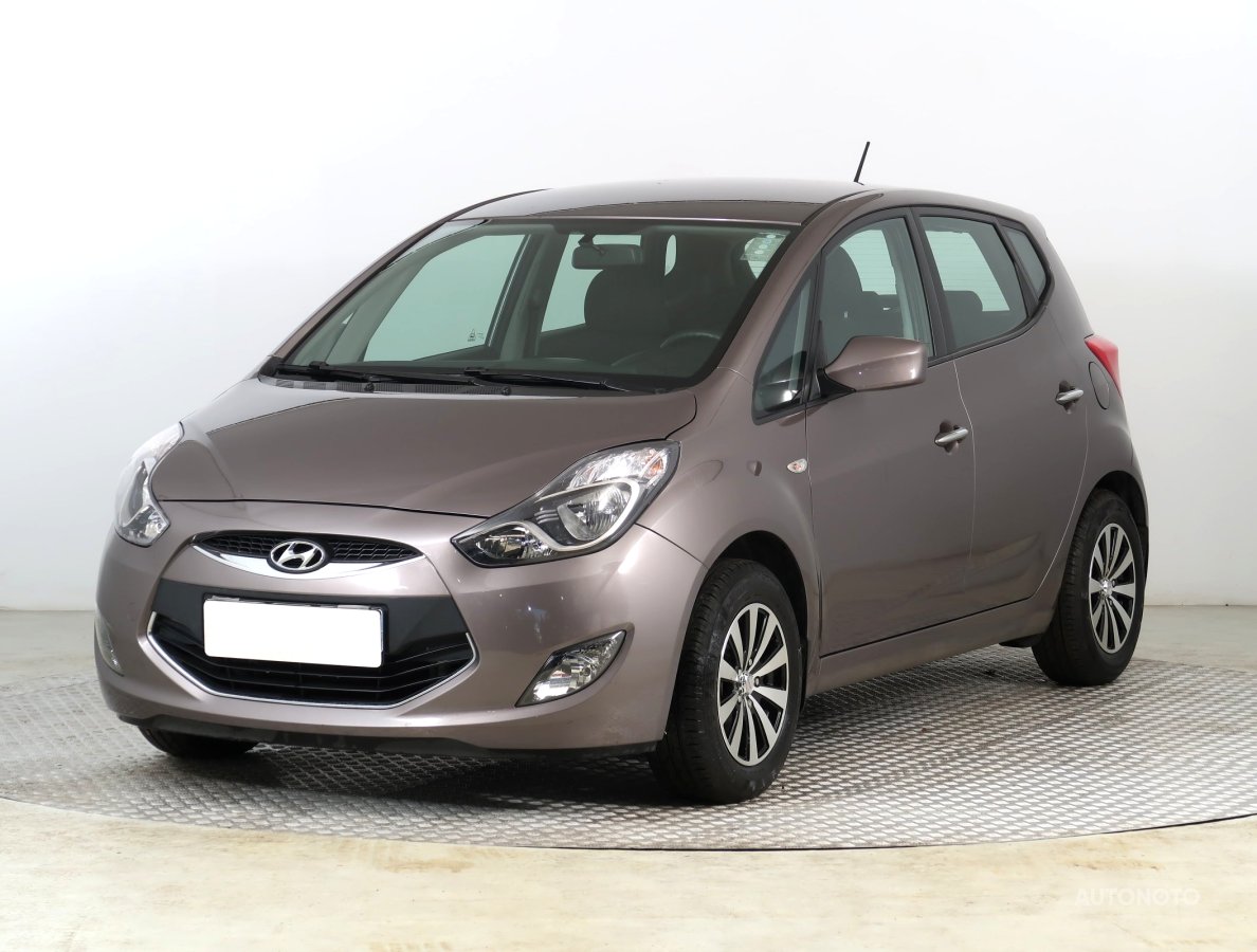 Hyundai ix20, 2012 - pohled č. 3