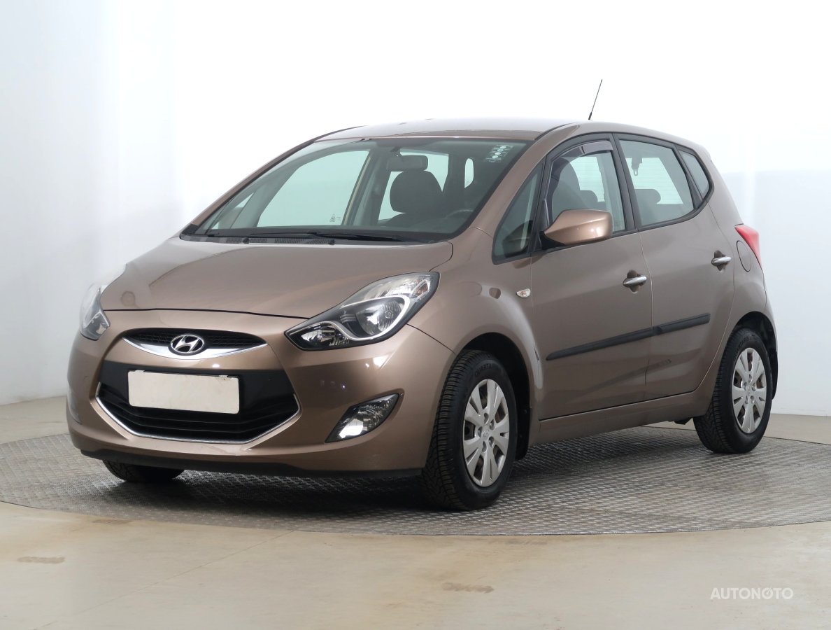 Hyundai ix20, 2014 - pohled č. 3