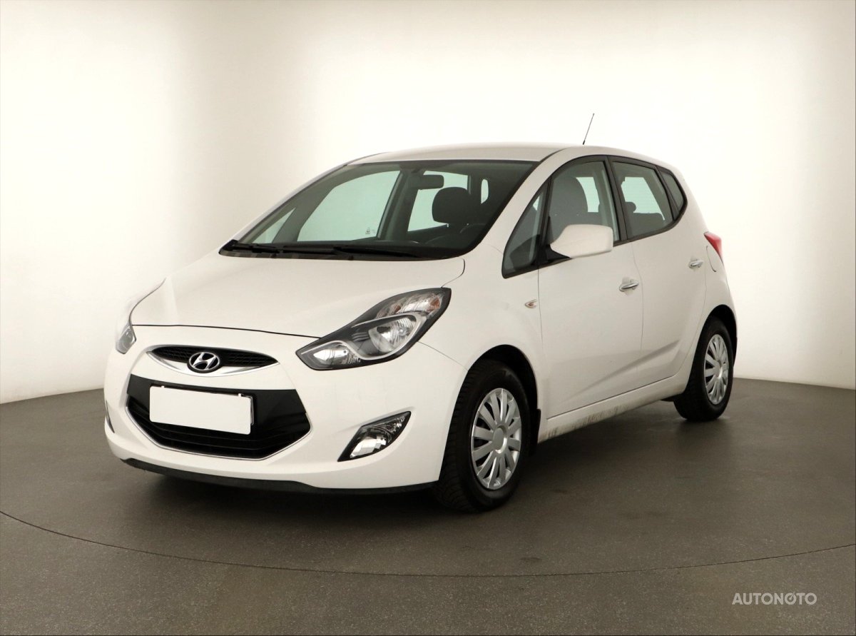Hyundai ix20, 2013 - pohled č. 3