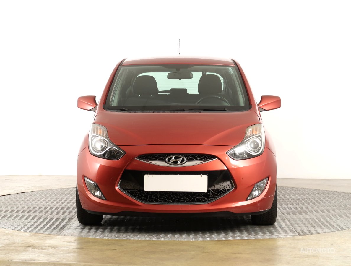 Hyundai ix20, 2011 - pohled č. 2
