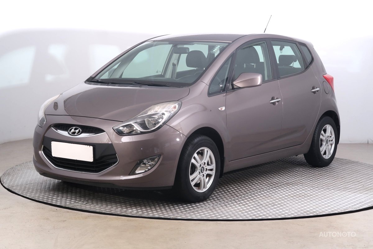 Hyundai ix20, 2011 - pohled č. 3