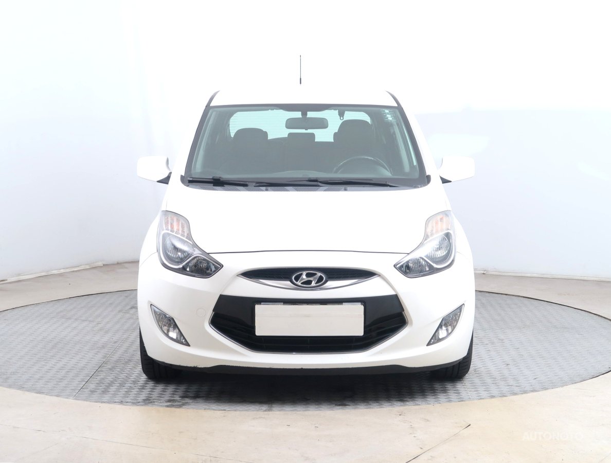 Hyundai ix20, 2014 - pohled č. 2