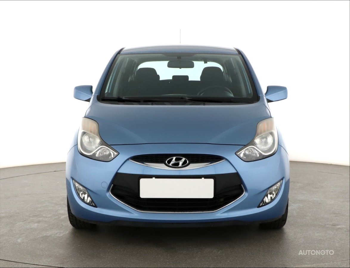 Hyundai ix20, 2012 - pohled č. 2