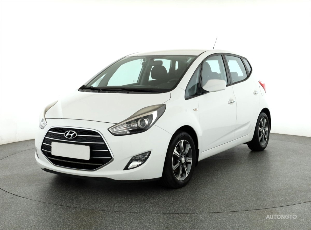 Hyundai ix20, 2015 - pohled č. 3
