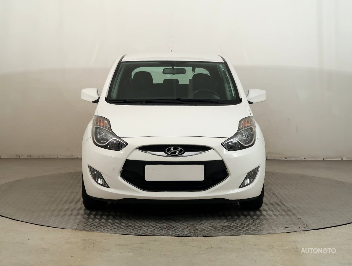 Hyundai ix20, 2012 - pohled č. 2