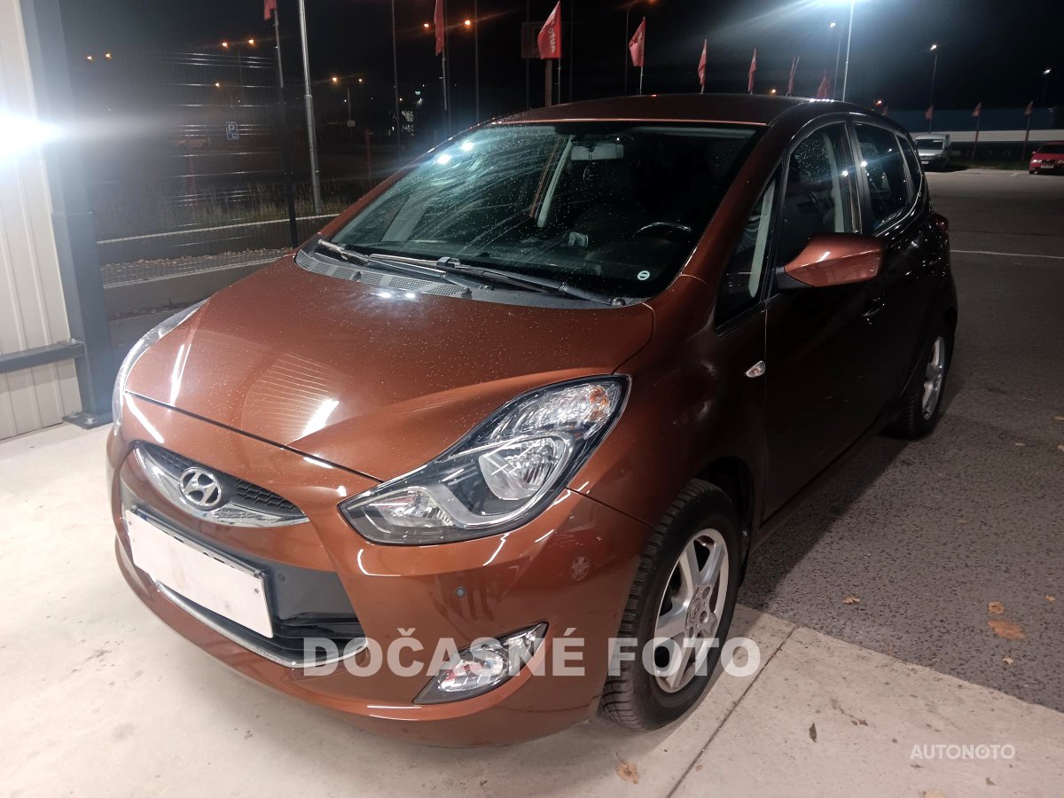 Hyundai ix20, 2012 - celkový pohled