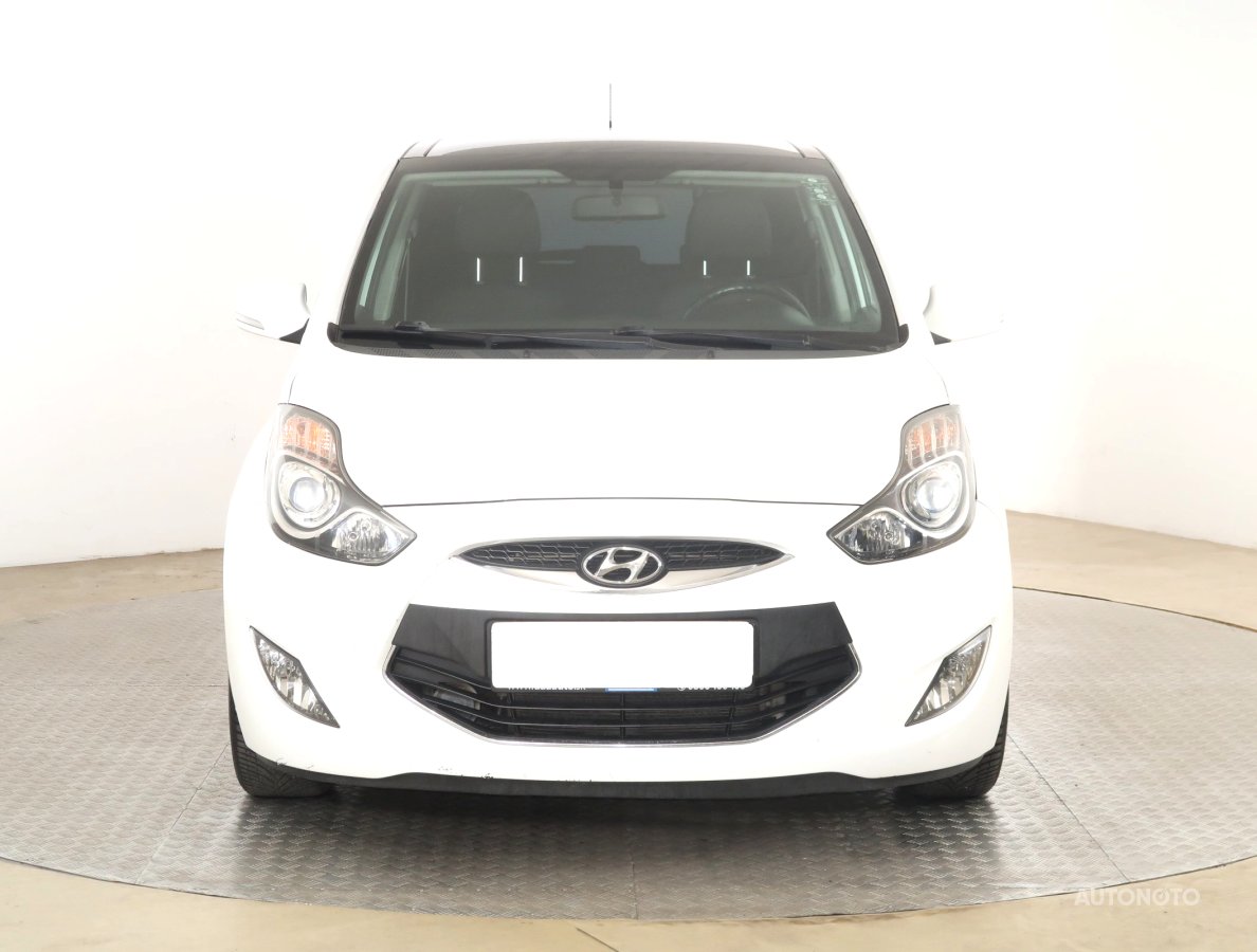Hyundai ix20, 2011 - pohled č. 2