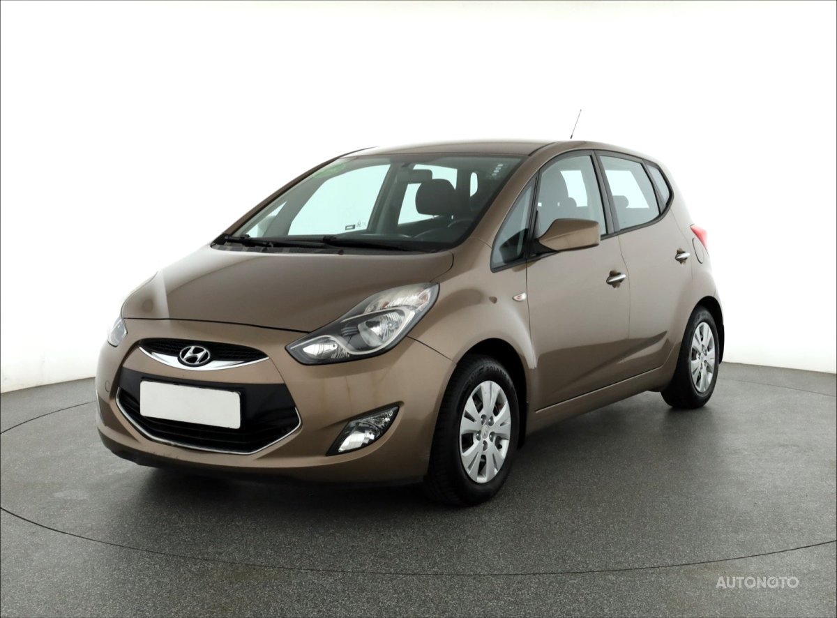 Hyundai ix20, 2013 - pohled č. 3