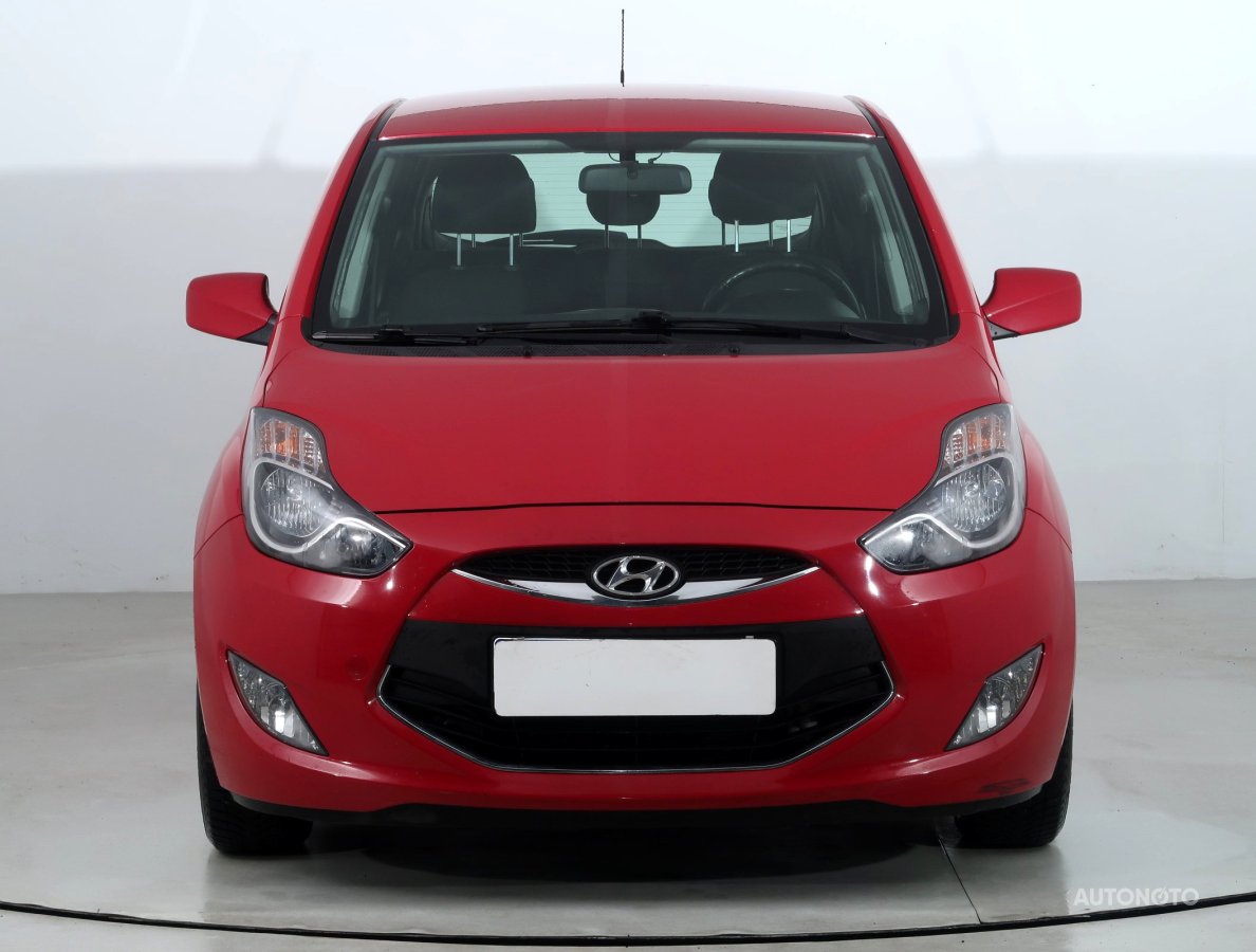 Hyundai ix20, 2012 - pohled č. 2