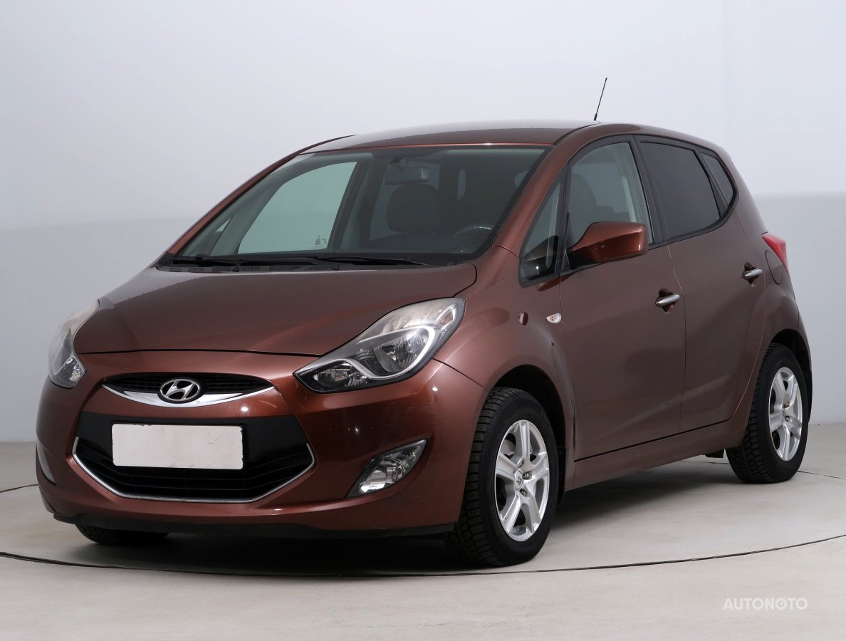 Hyundai ix20, 2012 - pohled č. 3