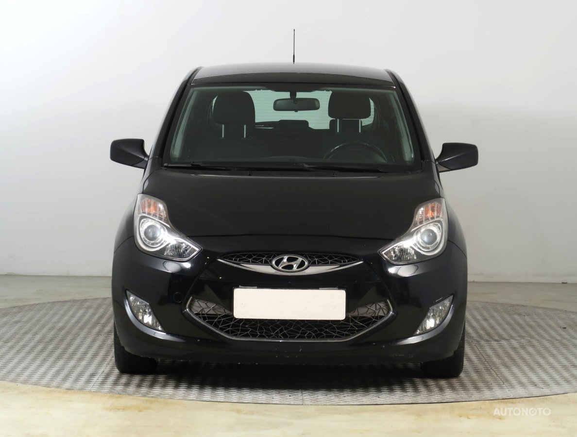 Hyundai ix20, 2012 - pohled č. 2