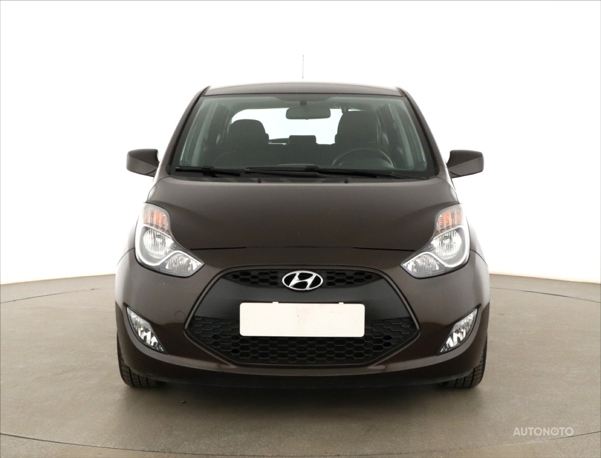 Hyundai ix20, 2017 - pohled č. 2