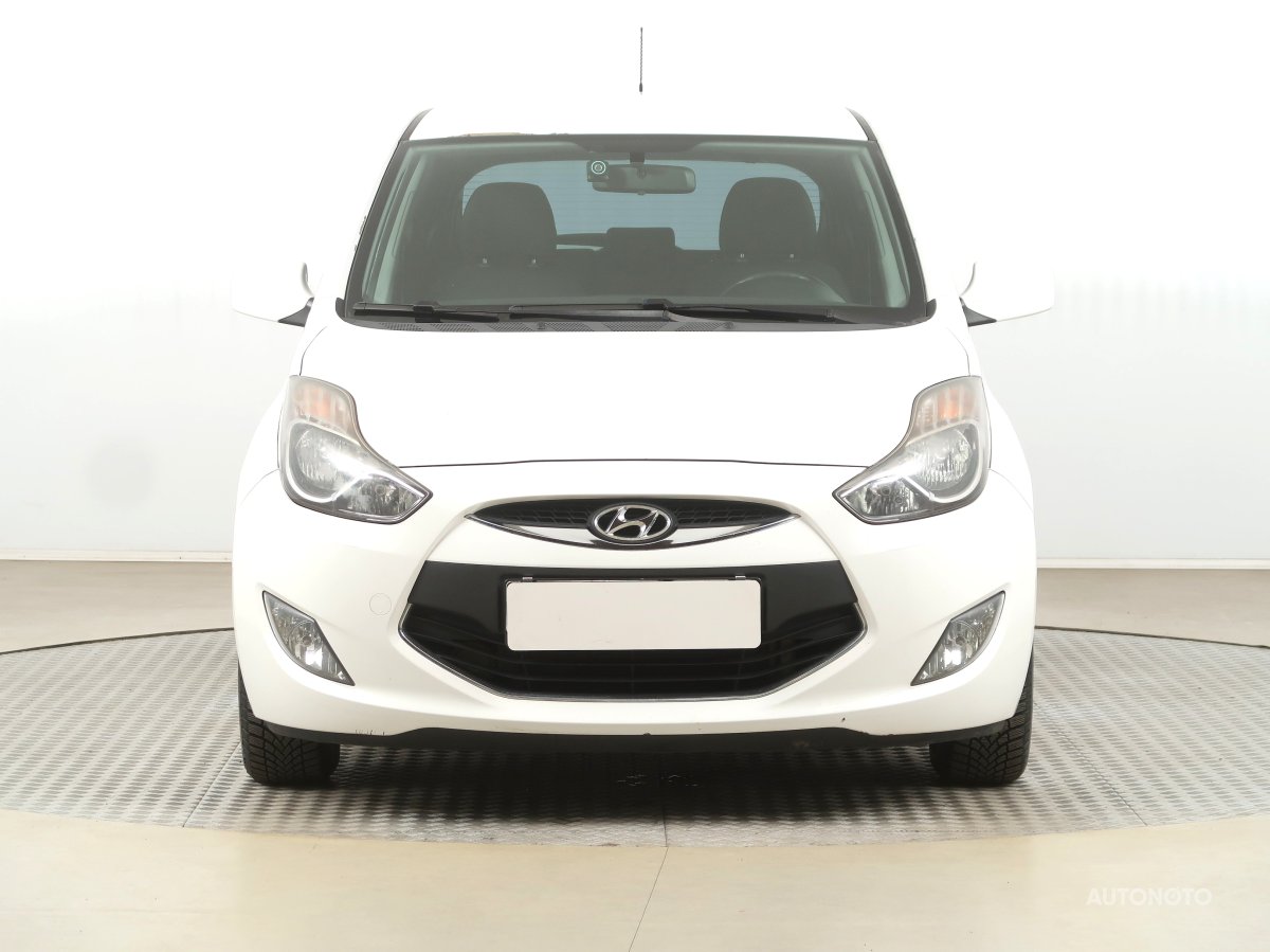 Hyundai ix20, 2012 - pohled č. 2