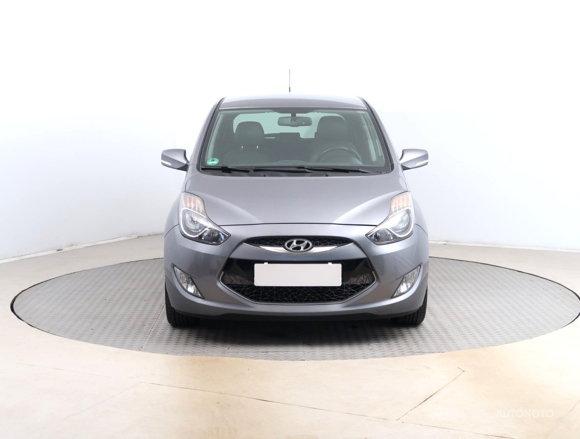 Hyundai ix20, 2012 - pohled č. 2