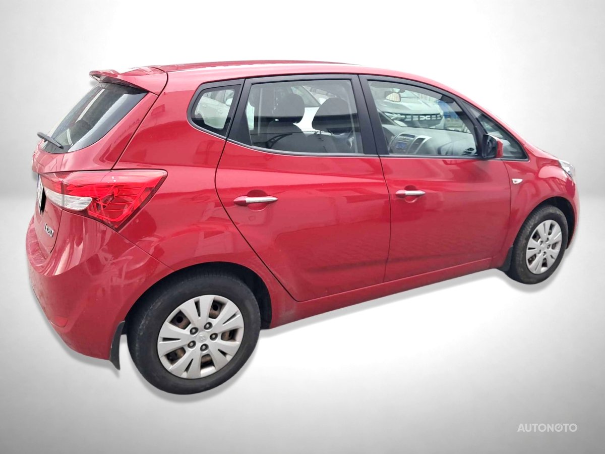 Hyundai ix20, 2012 - pohled č. 2