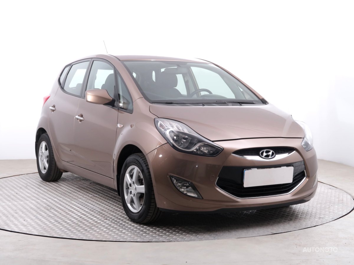 Hyundai ix20, 2014 - celkový pohled