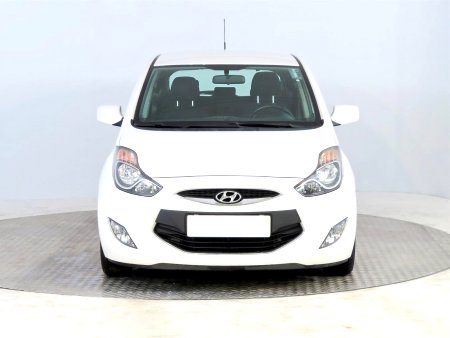 Hyundai ix20, 2012 - pohled č. 2