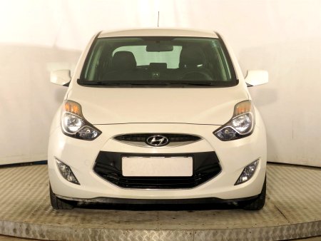 Hyundai ix20, 2012 - pohled č. 2