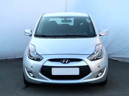 Hyundai ix20, 2012 - pohled č. 2