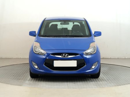 Hyundai ix20, 2013 - pohled č. 2
