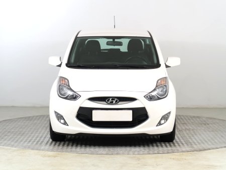 Hyundai ix20, 2012 - pohled č. 2