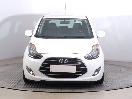 Hyundai ix20, 2015 - pohled č. 2