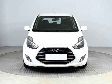 Hyundai ix20, 2015 - pohled č. 2