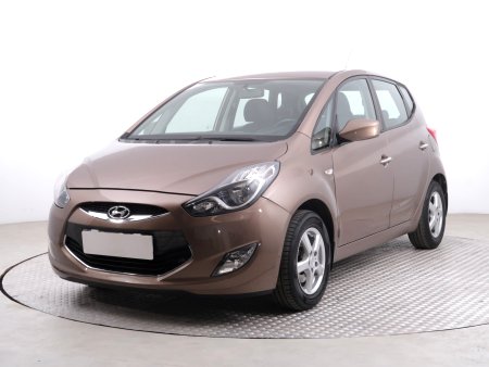 Hyundai ix20, 2014 - pohled č. 3