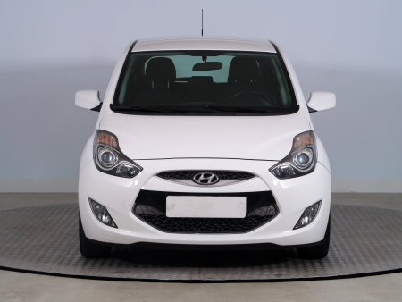 Hyundai ix20, 2014 - pohled č. 2