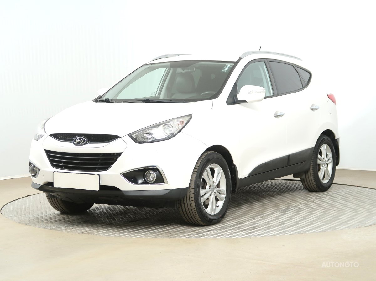 Hyundai ix35, 2011 - pohled č. 3