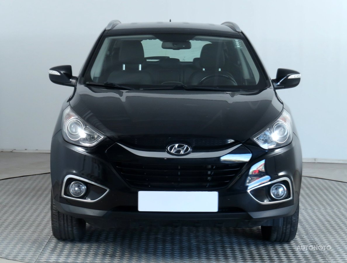 Hyundai ix35, 2012 - pohled č. 2