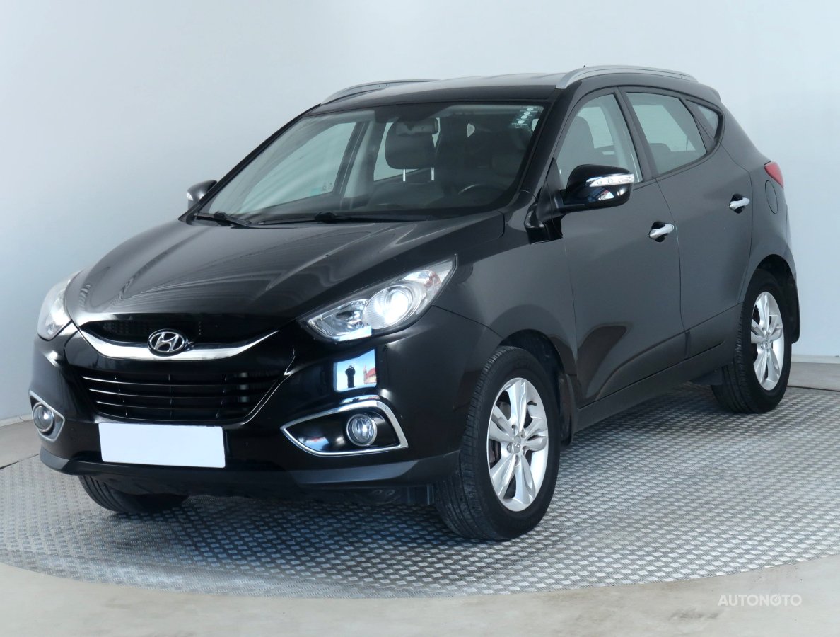 Hyundai ix35, 2012 - pohled č. 3