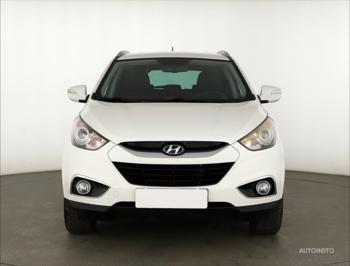 Hyundai ix35, 2012 - pohled č. 2